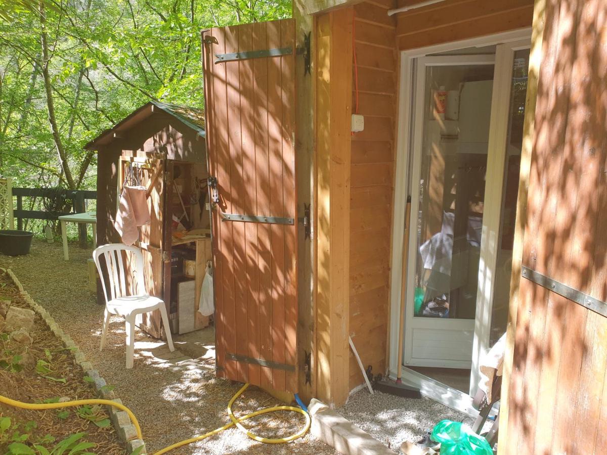 Chalet Type Studio De Charme Avec Jacuzzi Guest House Touet-de-l'Escarene ภายนอก รูปภาพ